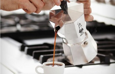 Desinghaolic_Moka_Bialetti_2