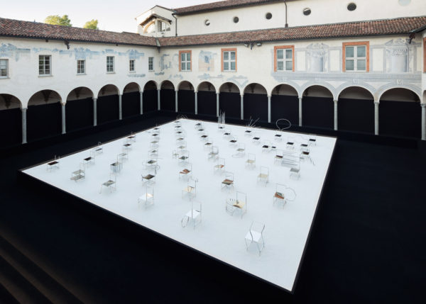 designaholic_milan-2016-fuorisalone-nendo-50-sillas-manga